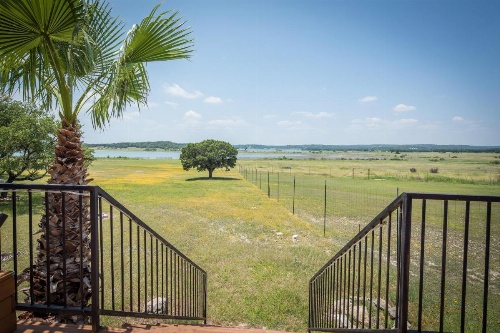 Lakeside Haven Townhouse image 15